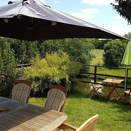Bed and Breakfast La Belmontaise Beaumont-sur-Sarthe Екстер'єр фото