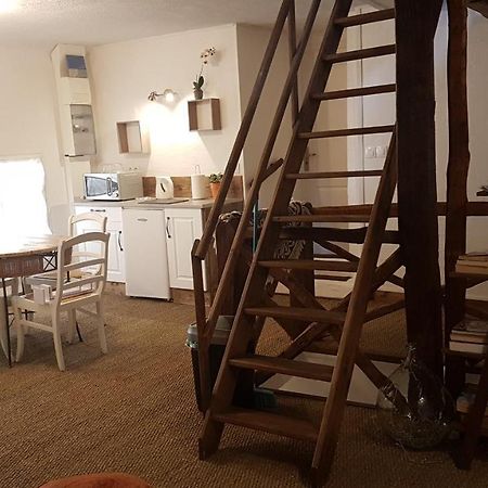 Bed and Breakfast La Belmontaise Beaumont-sur-Sarthe Екстер'єр фото