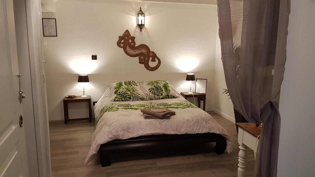 Bed and Breakfast La Belmontaise Beaumont-sur-Sarthe Екстер'єр фото