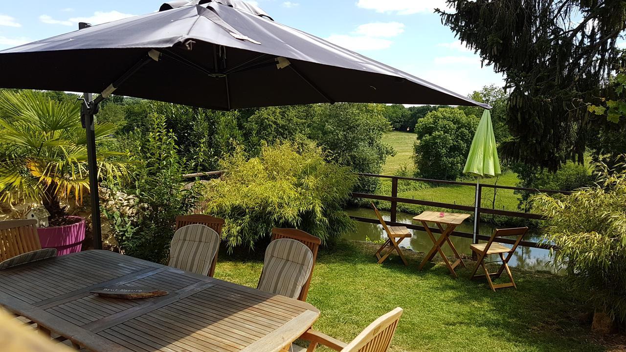 Bed and Breakfast La Belmontaise Beaumont-sur-Sarthe Екстер'єр фото